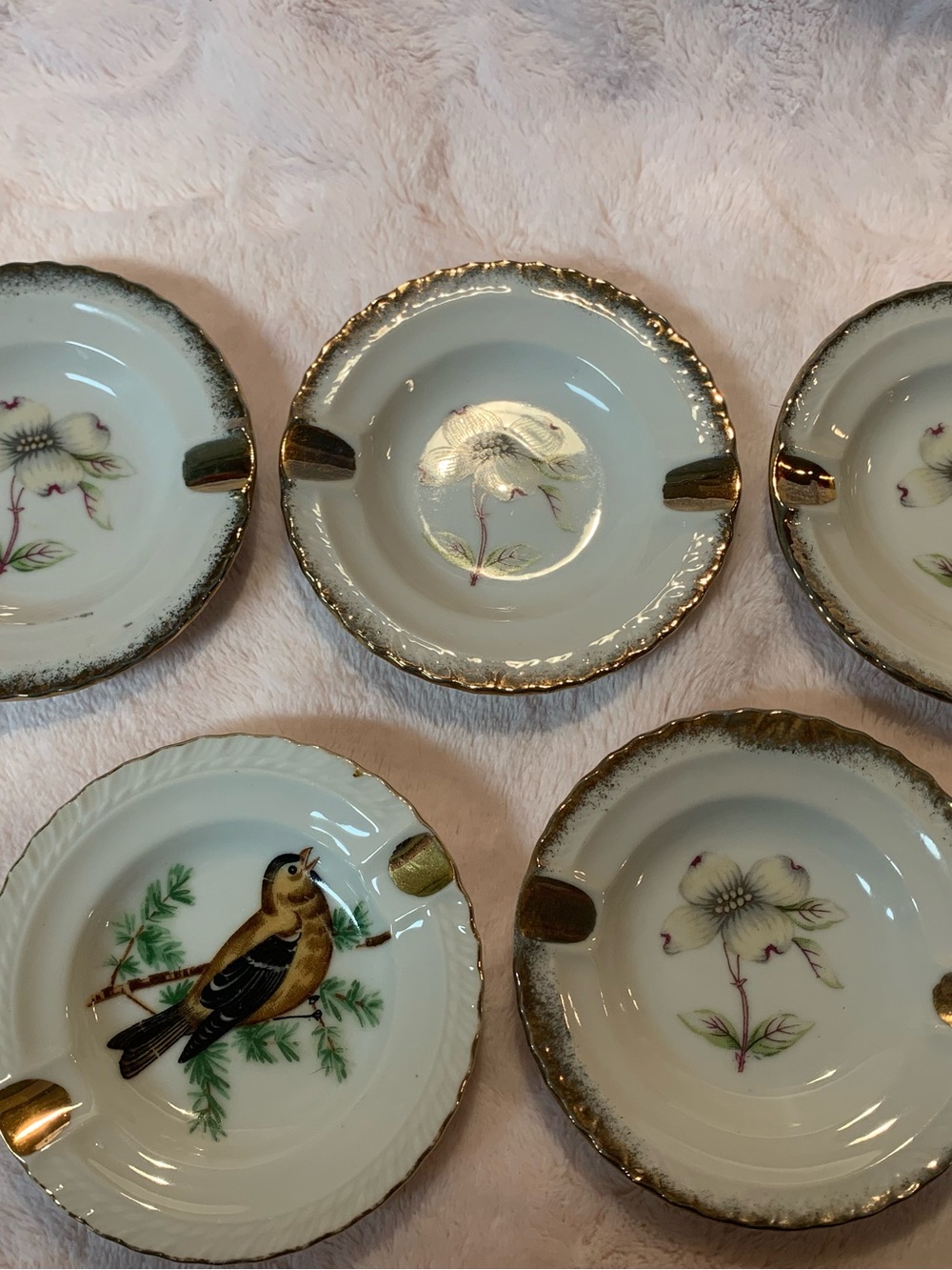 Vtg Lugene Porcelain made in Japan Ashtray Set w/ Hand-Painted Birds & Flowers